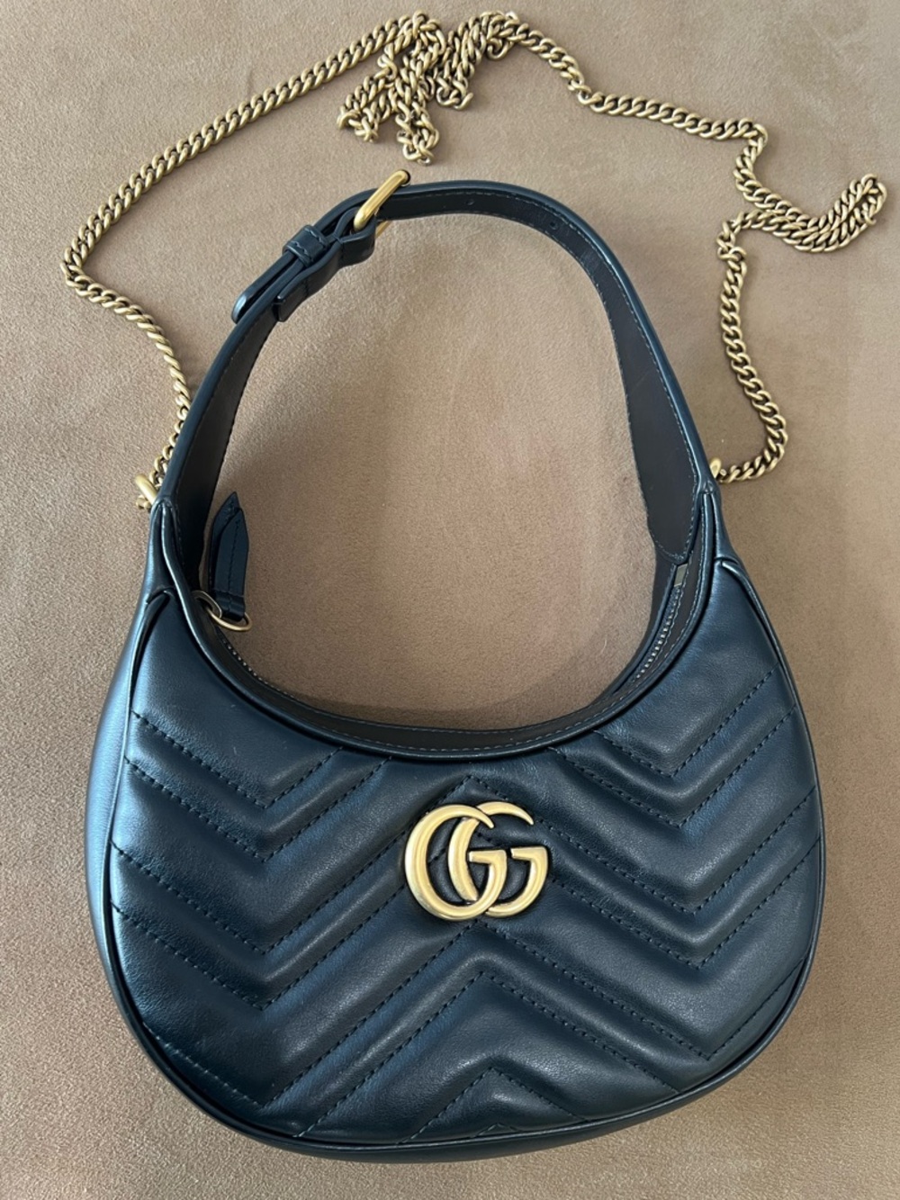 Gucci Gg Marmont Half Moon Shaped Mini Leather Hobo Bag Women's Black